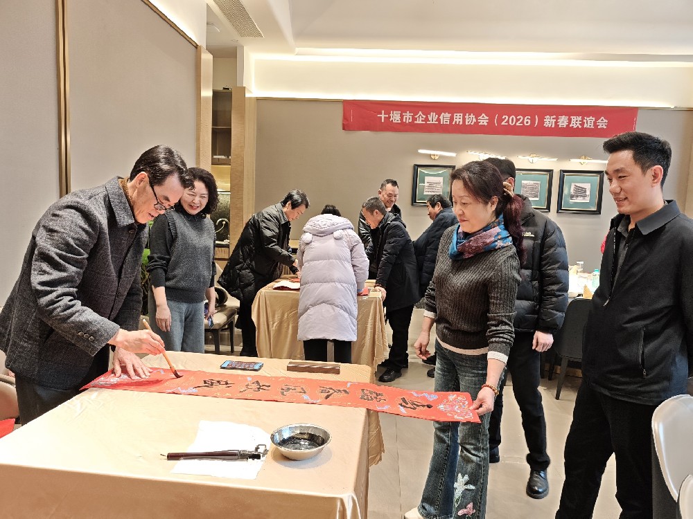 1770513237151298.jpg cdfee07c89742389c11c16e1337fa8bd.jpg